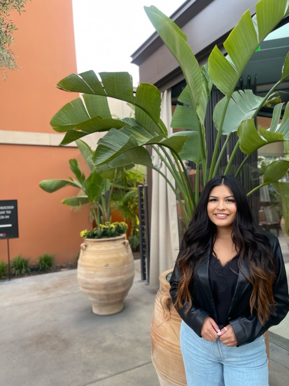 Meet your Posher, Veronica